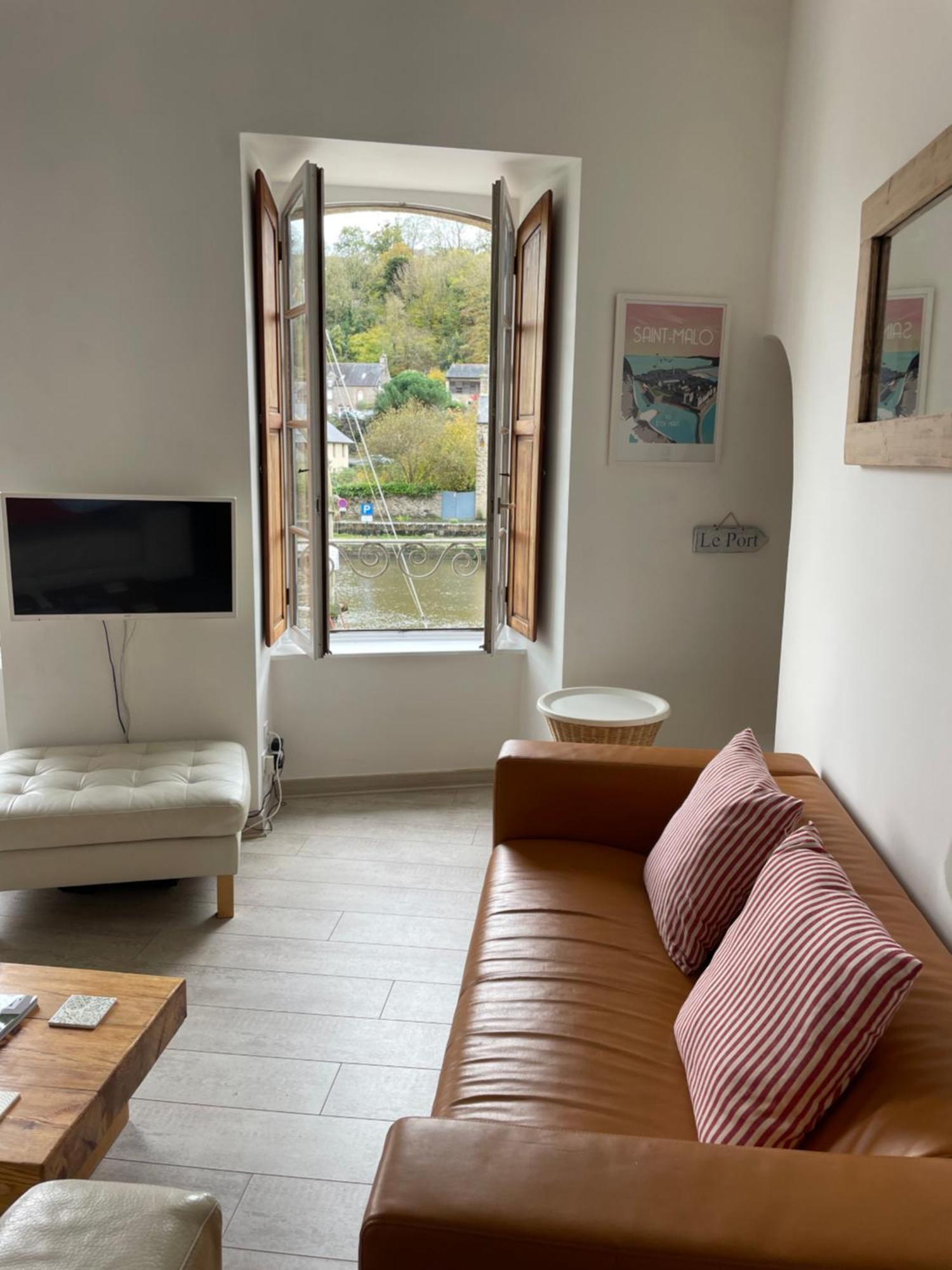Appartement Au Port Dinan Eksteriør bilde