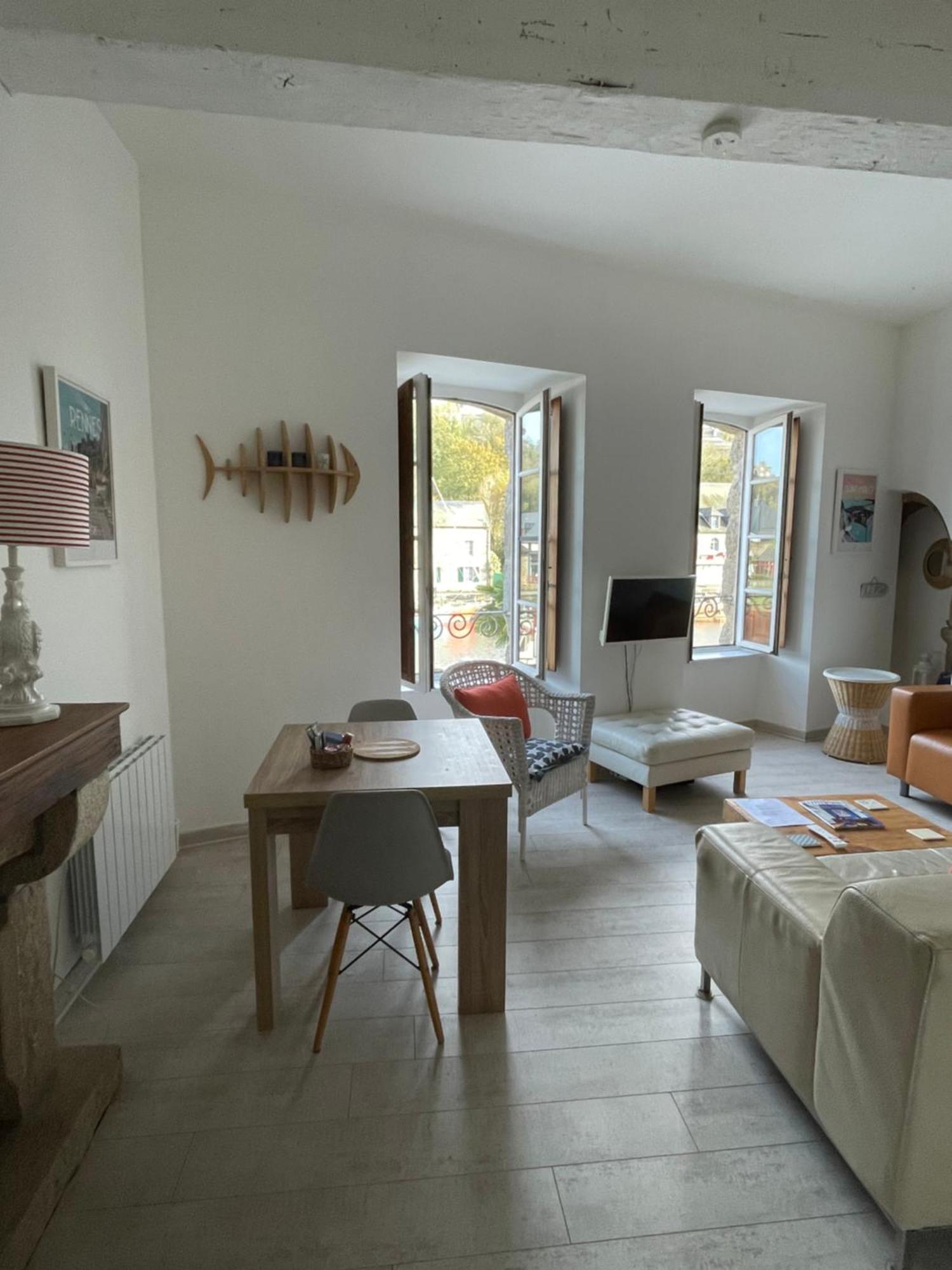 Appartement Au Port Dinan Eksteriør bilde